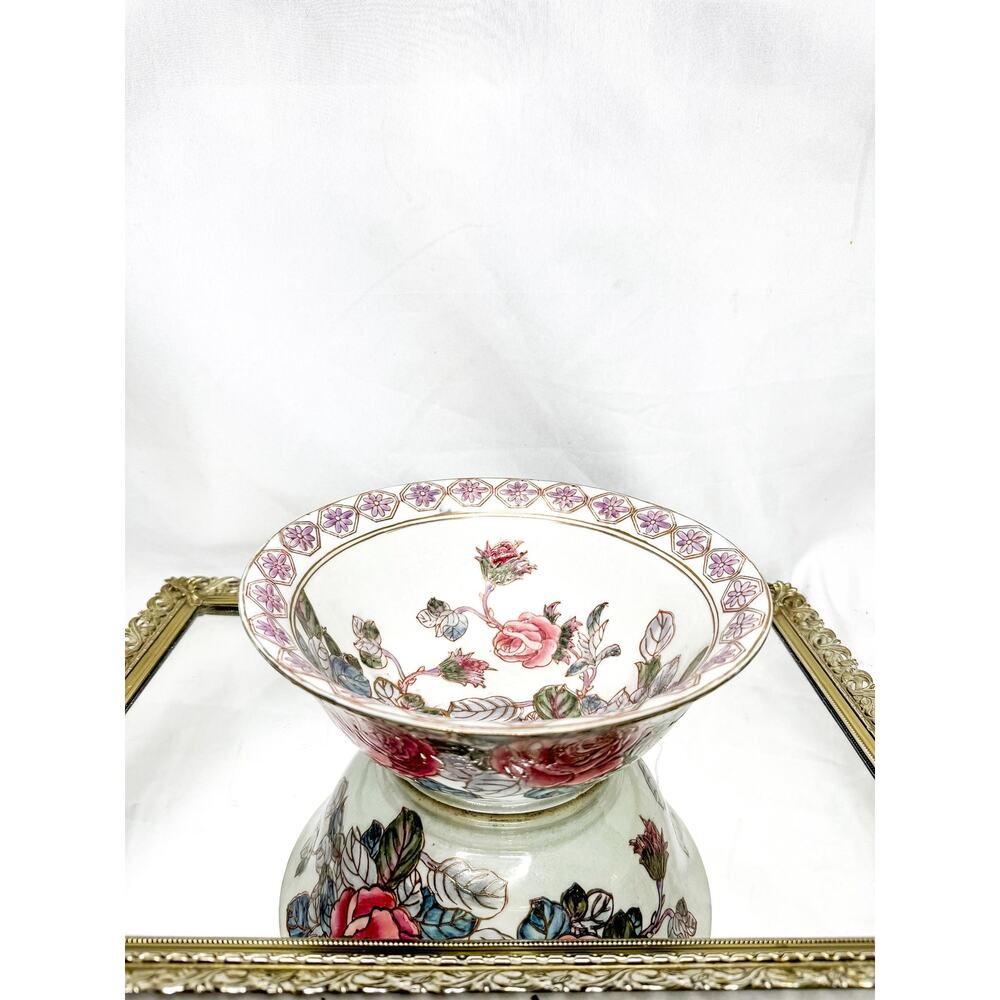 Rose of The Isles, Hand painted Porcelain Fruit Bowl. By Toyo..Pink/ Cream glaze